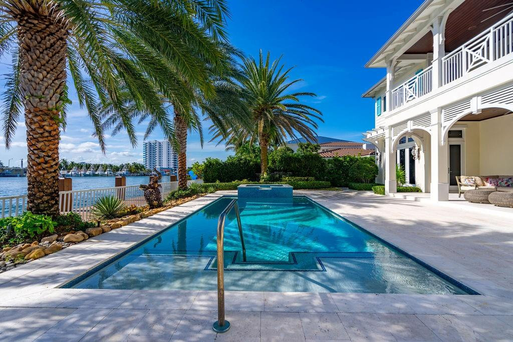 2798 NE 24th Lighthouse Point, FL 33064