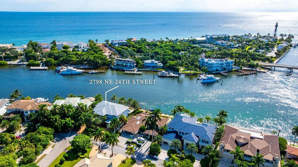 2798 NE 24th Lighthouse Point, FL 33064