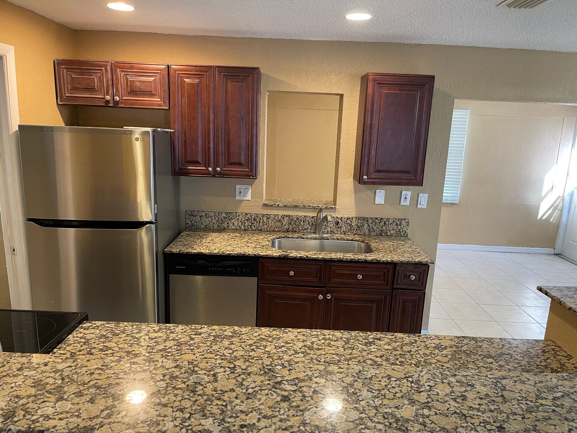 1650 W 12th