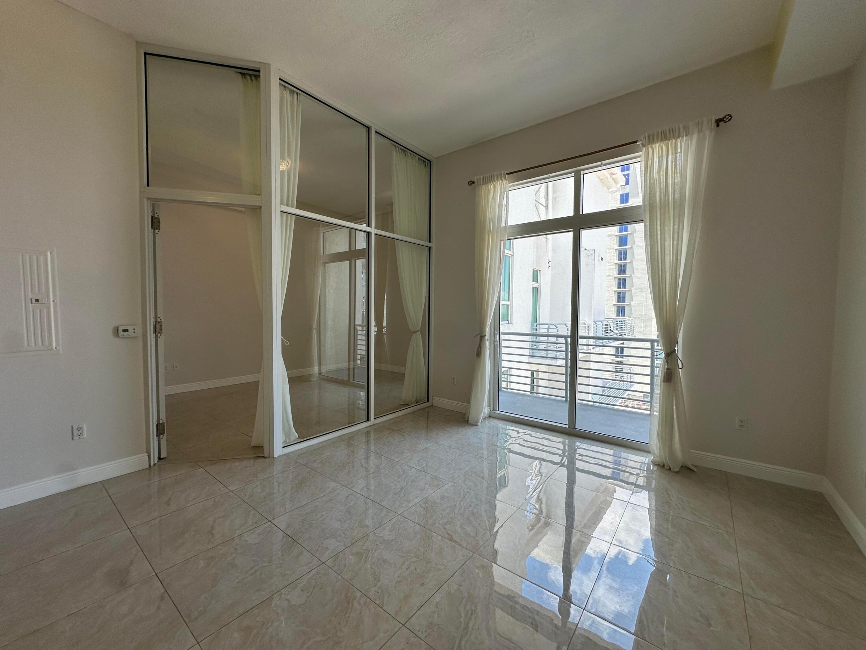 image Loft Downtown I3