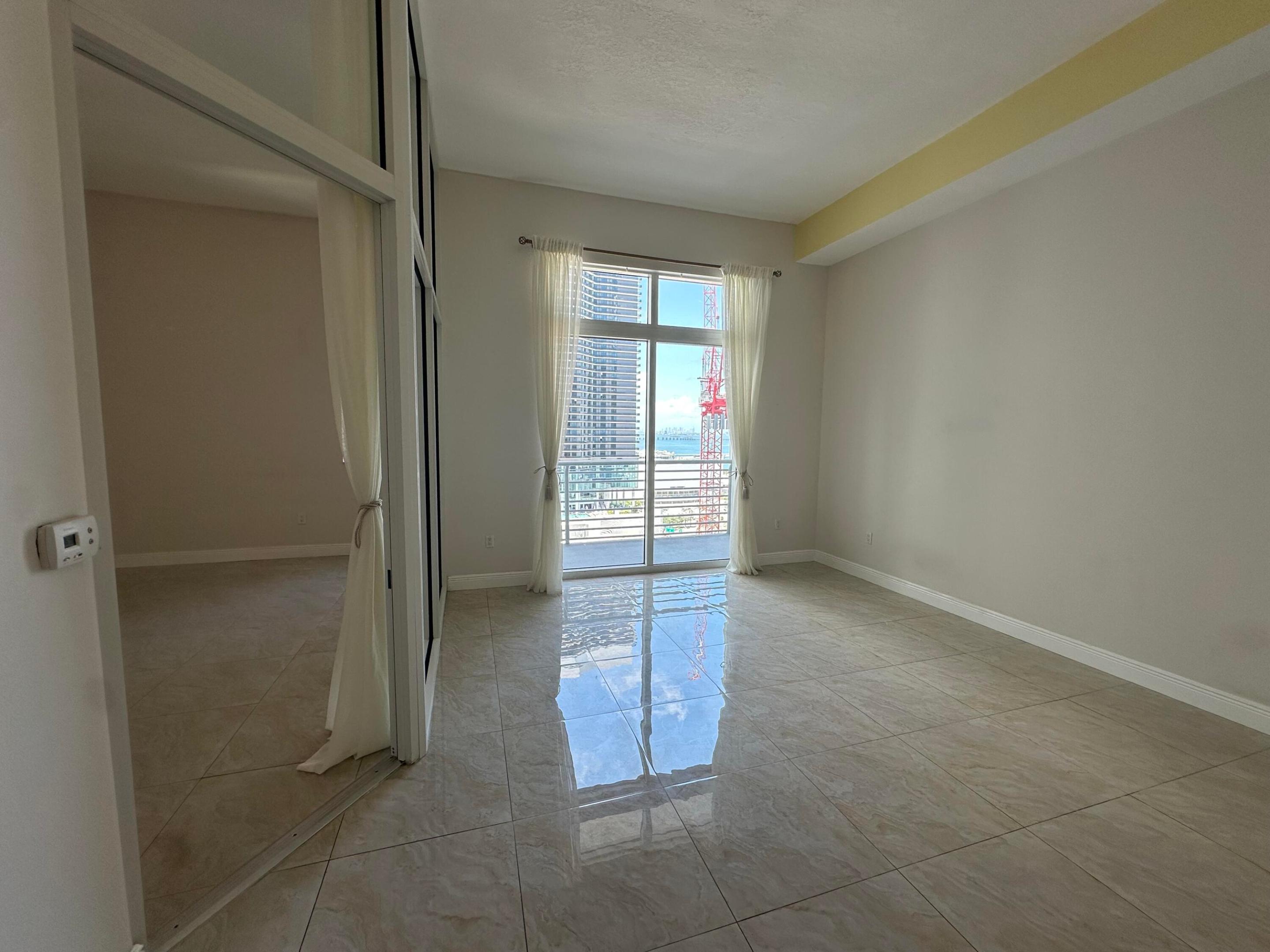 image Loft Downtown I4