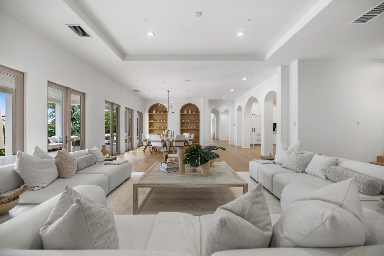 1207 Spanish Riv Boca Raton, FL 33432