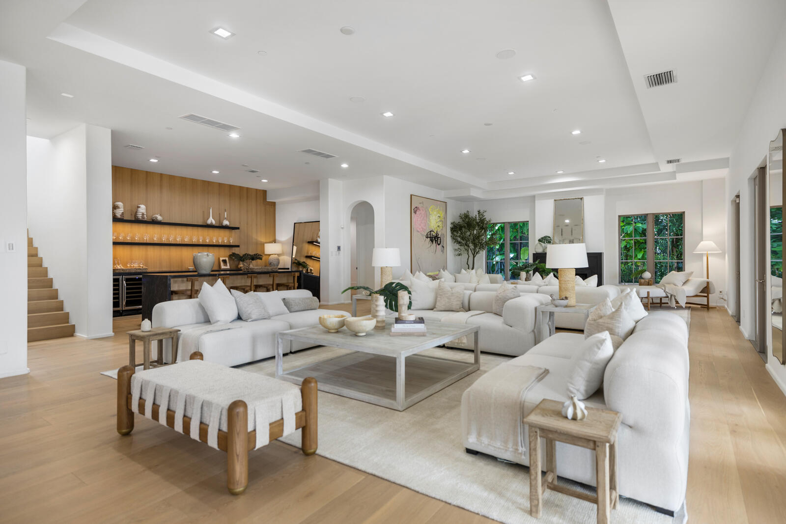 1207 Spanish Riv Boca Raton, FL 33432
