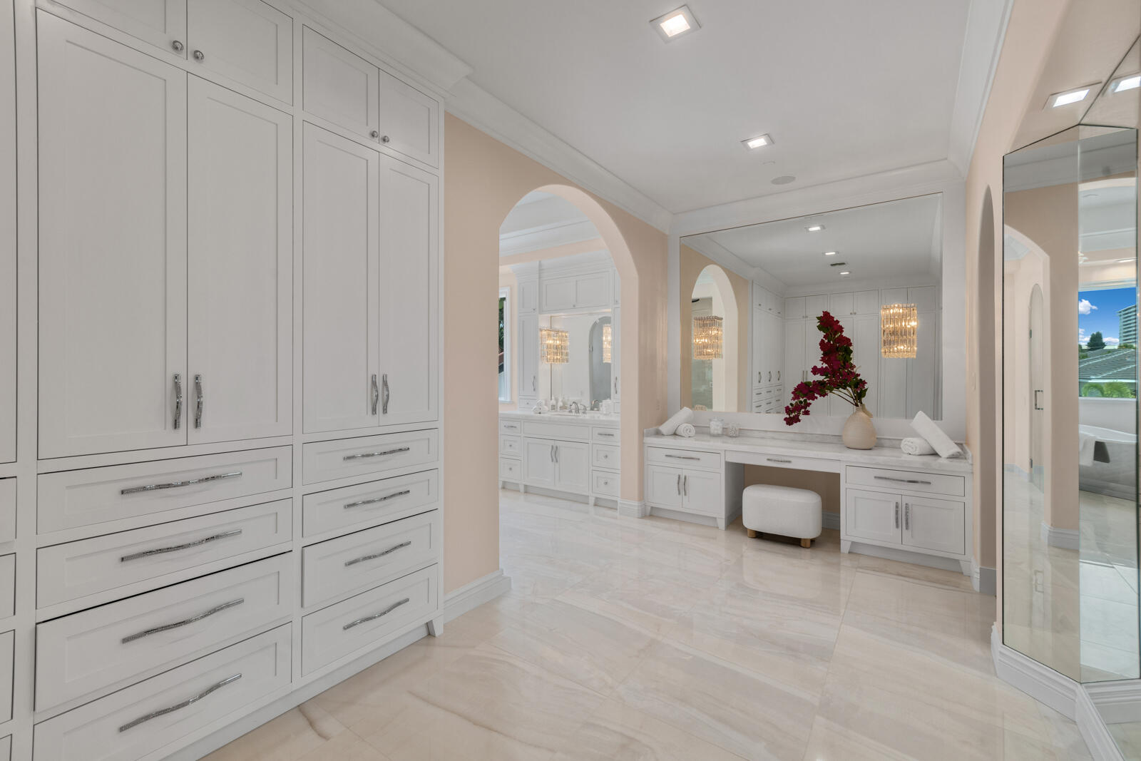 1207 Spanish Riv Boca Raton, FL 33432