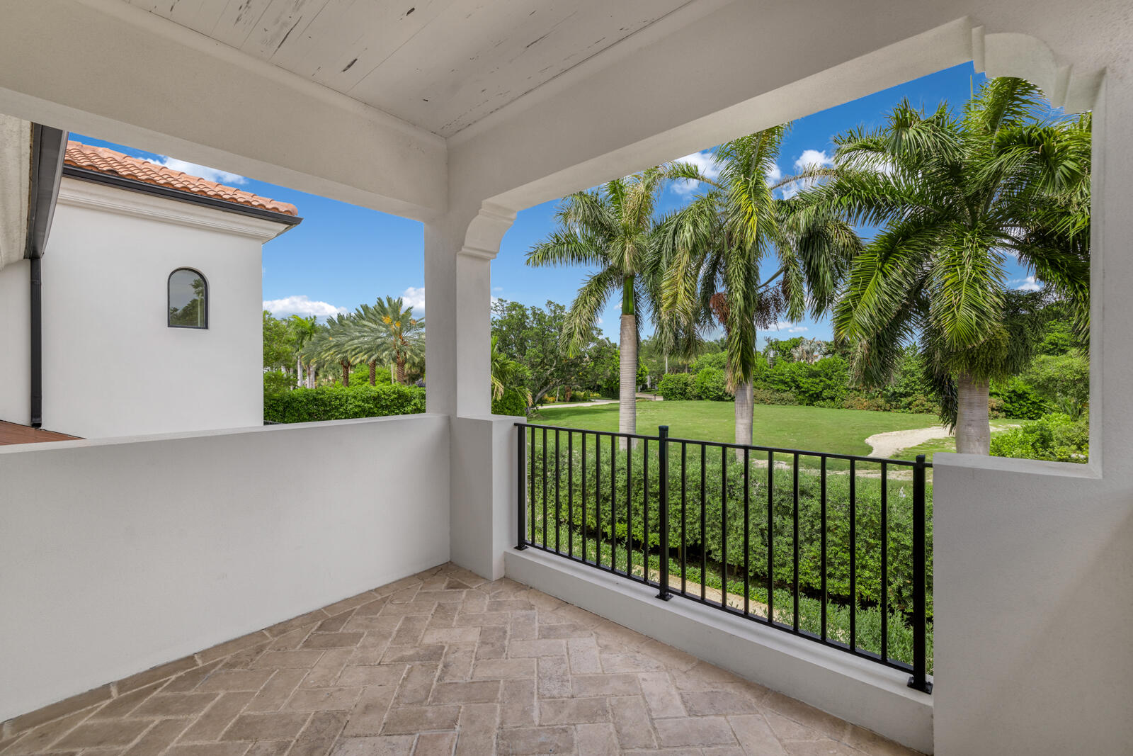 1207 Spanish Riv Boca Raton, FL 33432