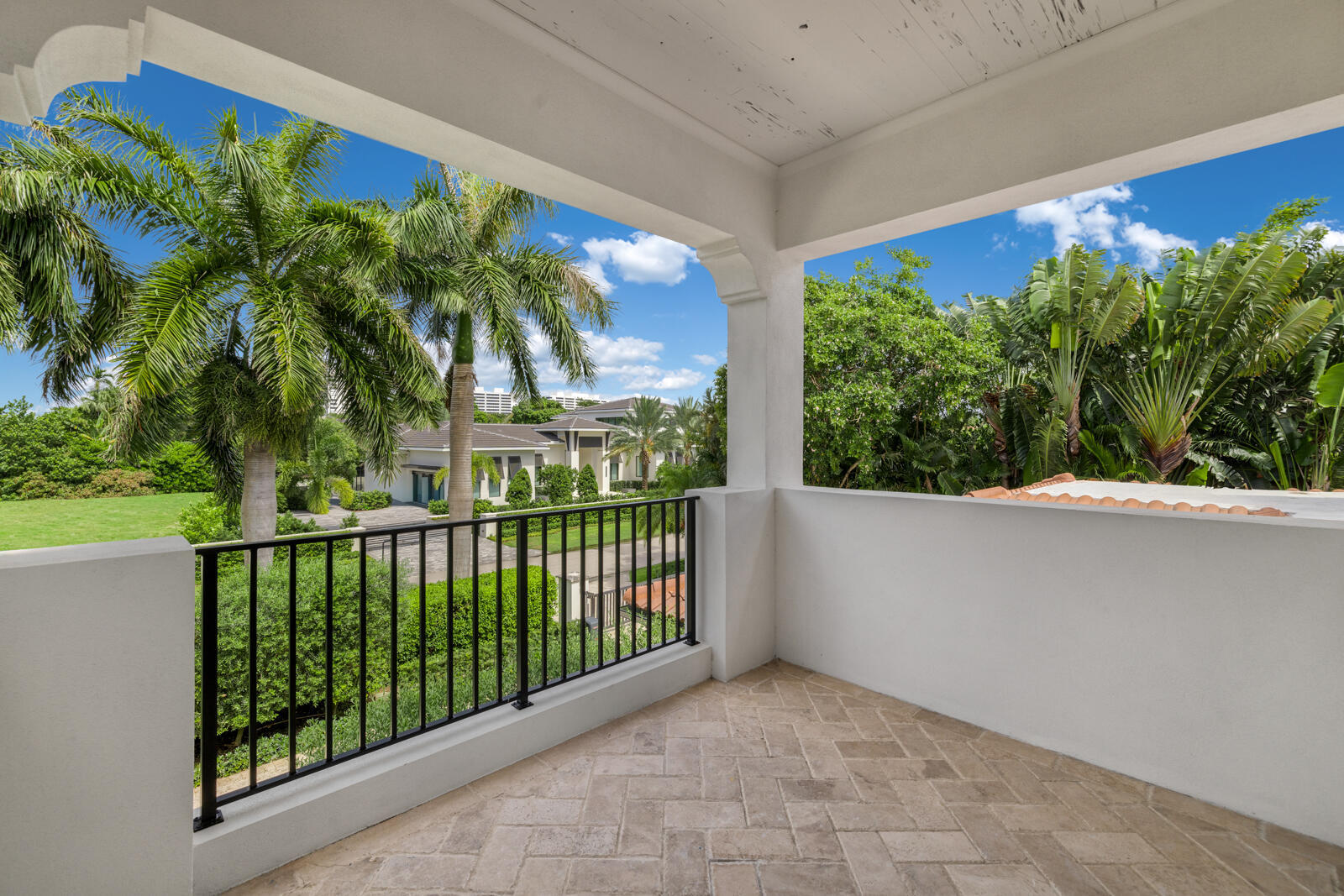 1207 Spanish Riv Boca Raton, FL 33432