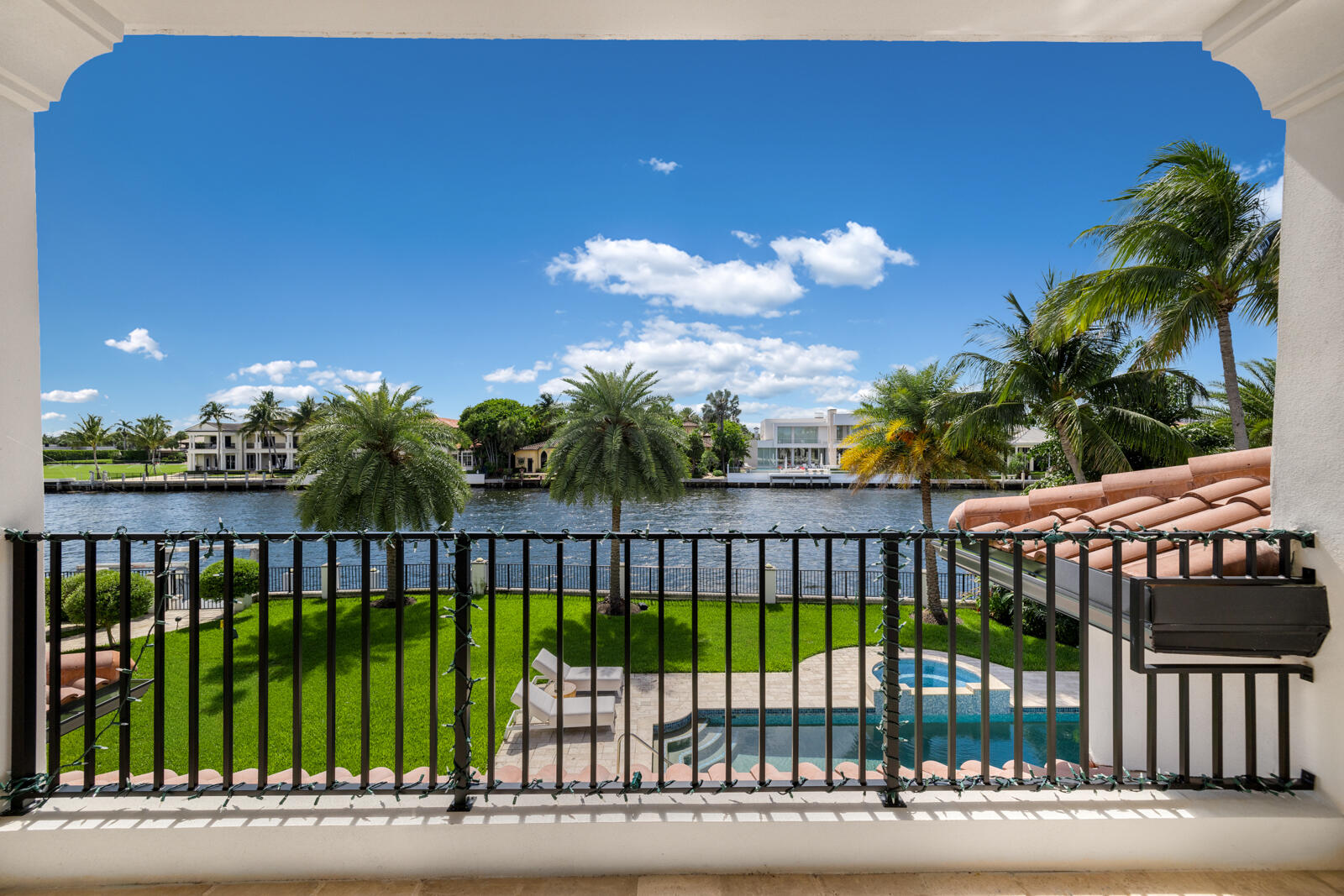 1207 Spanish Riv Boca Raton, FL 33432