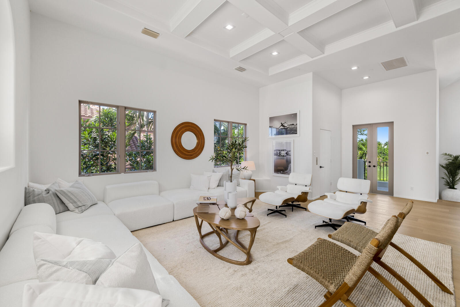 1207 Spanish Riv Boca Raton, FL 33432