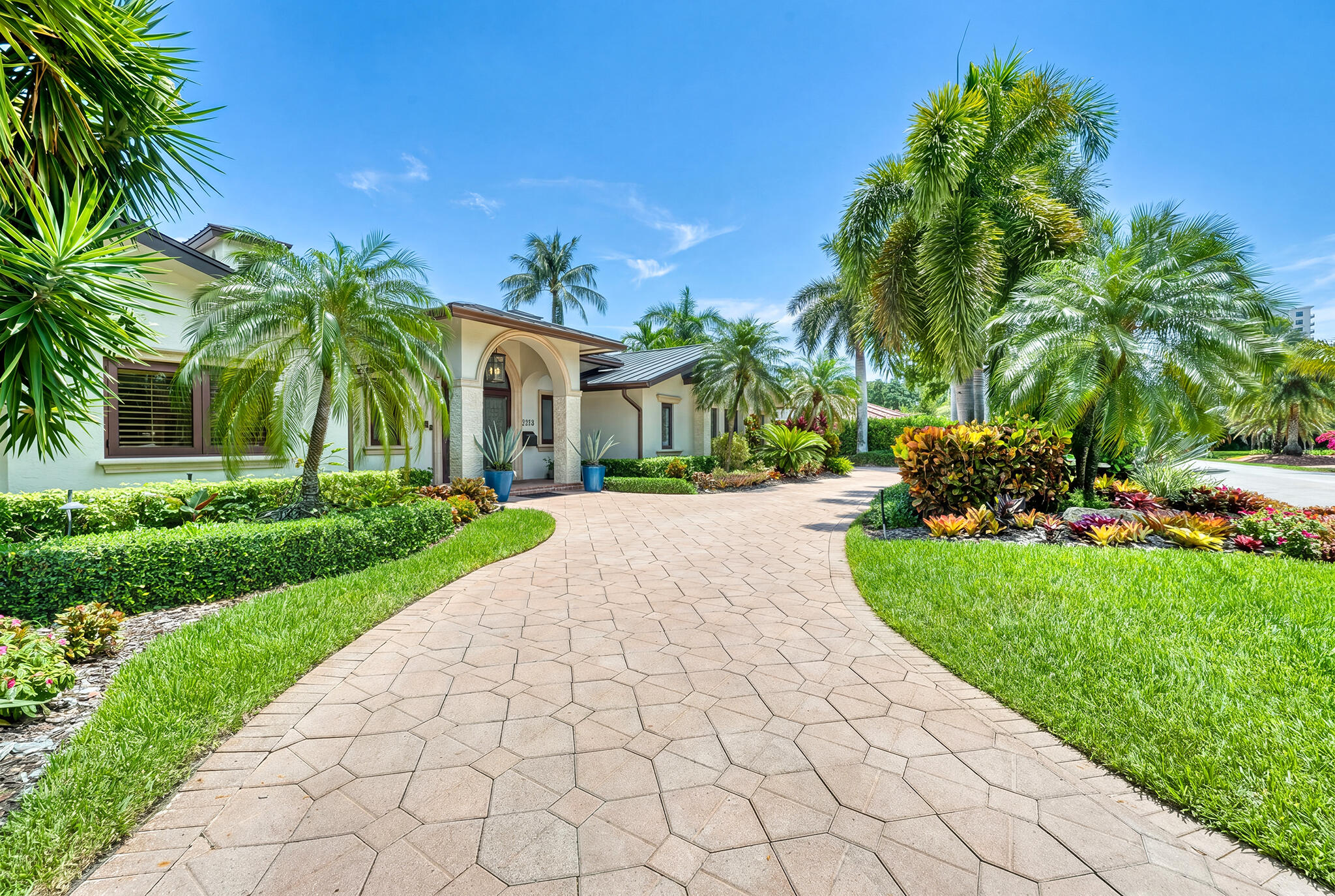3233 NE 40th Fort Lauderdale, FL 33308