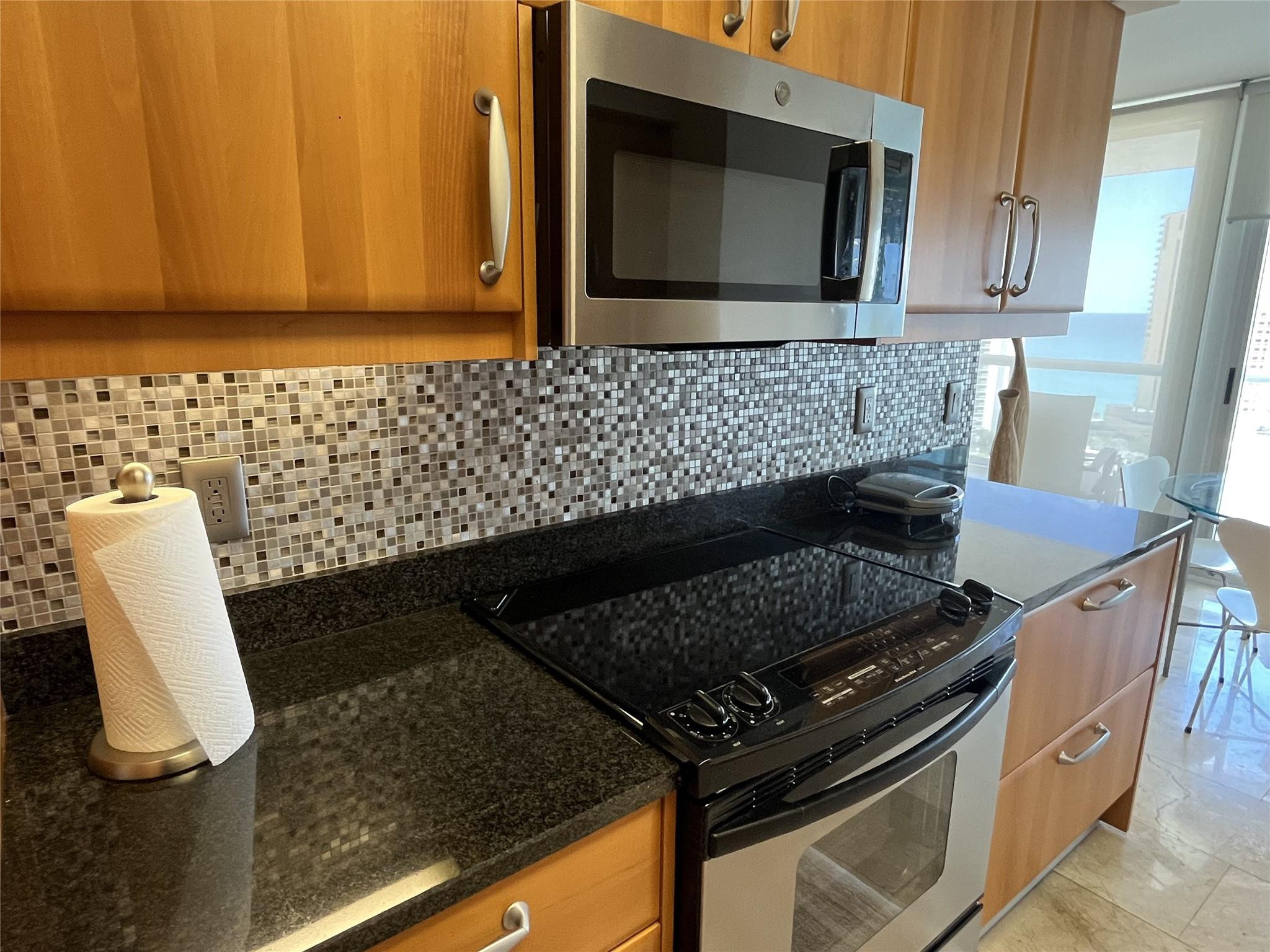 16500 Collins #2052 Sunny Isles Beach, FL 33160