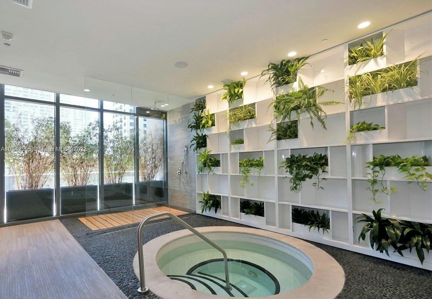 image Brickell Heights West18