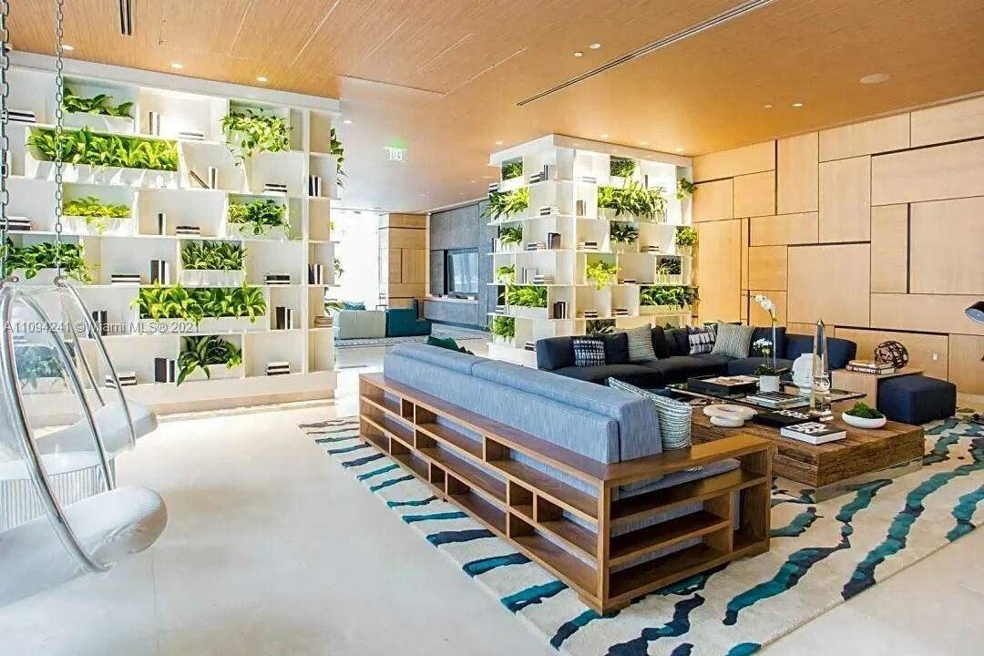 image Brickell Heights West21