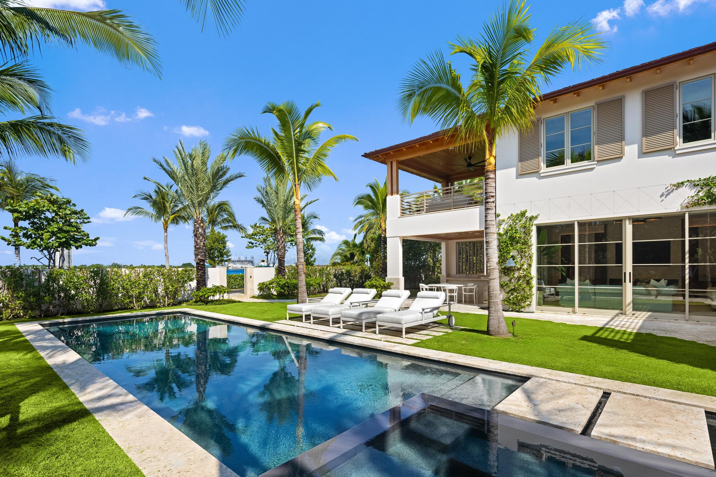 1265 N Lk Way Palm Beach, FL 33480