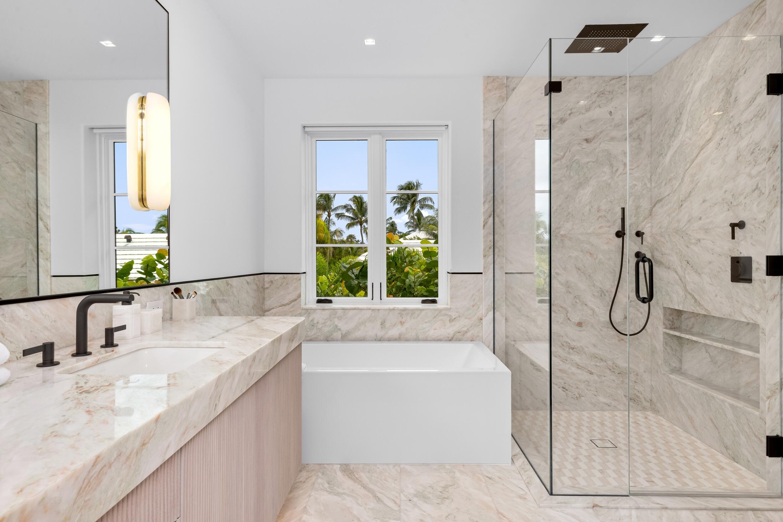 1265 N Lk Way Palm Beach, FL 33480