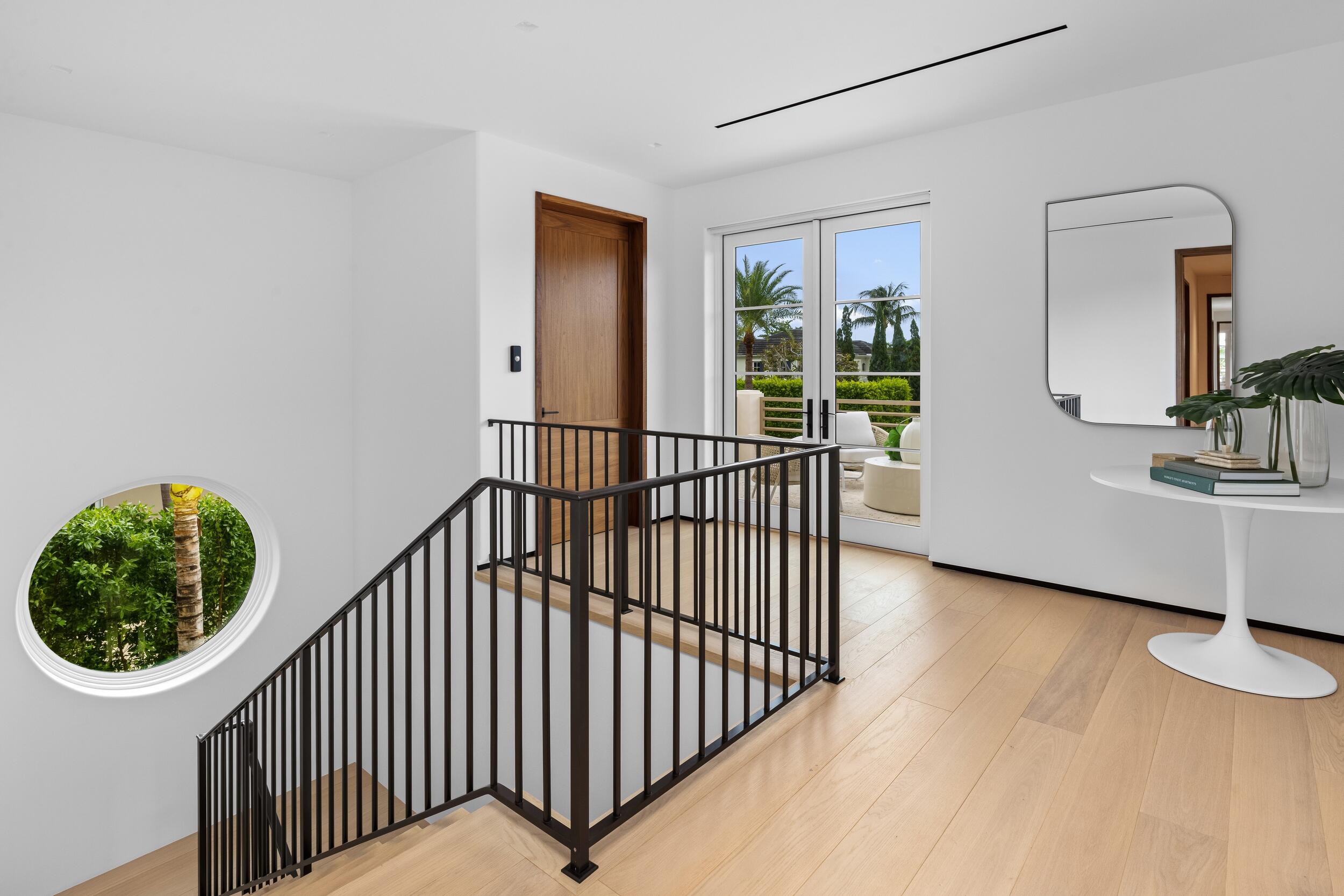 1265 N Lk Way Palm Beach, FL 33480