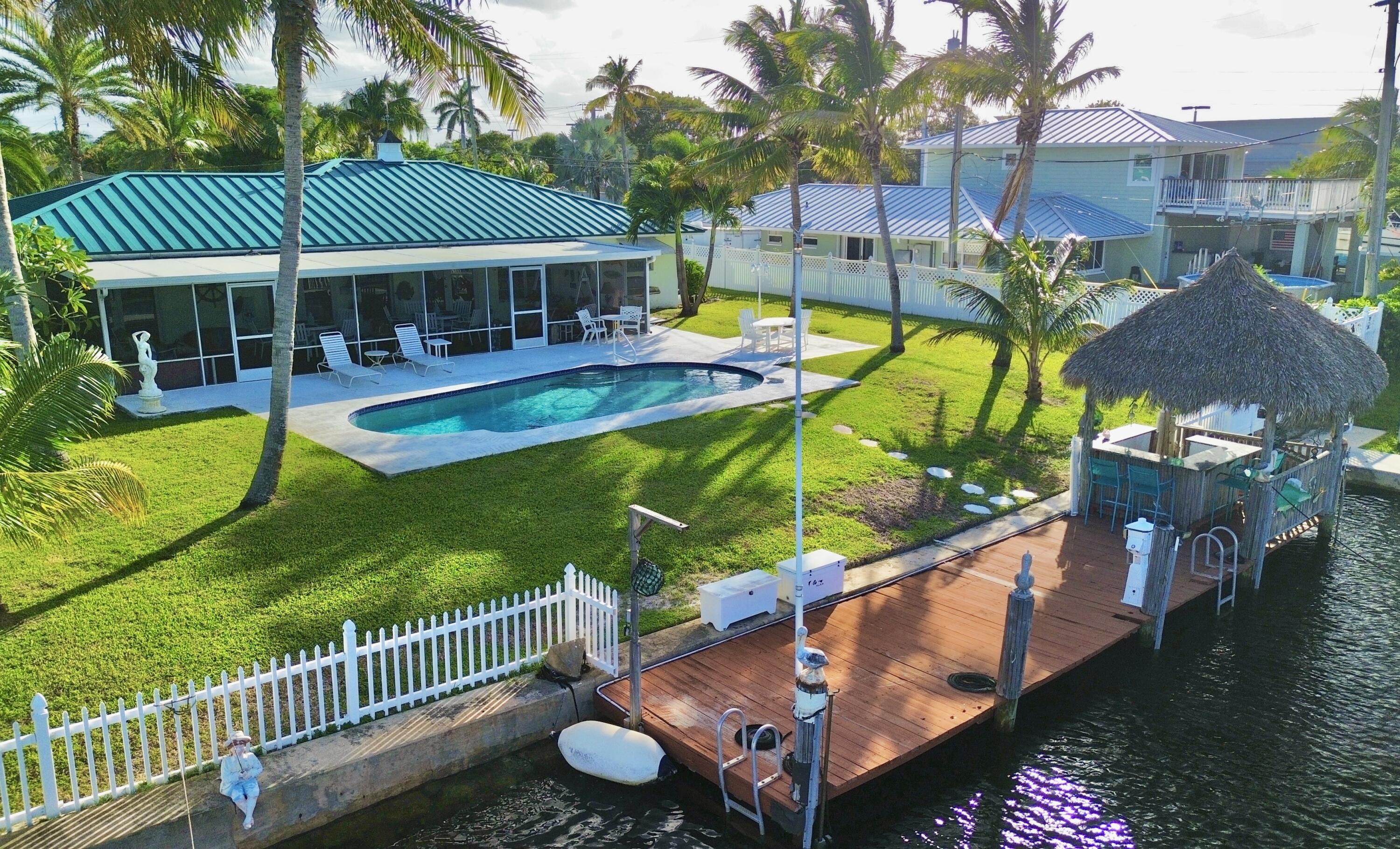 110 Shr Dr Riviera Beach, FL 33404