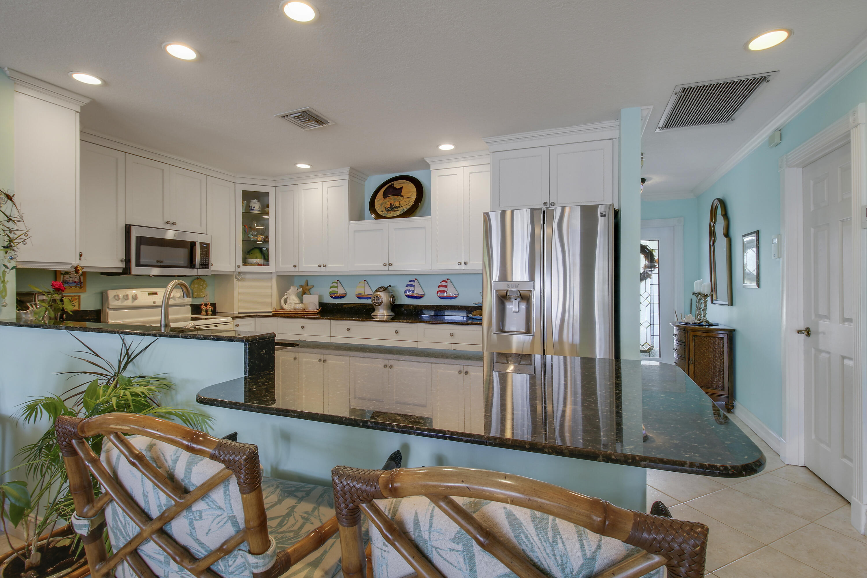 110 Shr Dr Riviera Beach, FL 33404