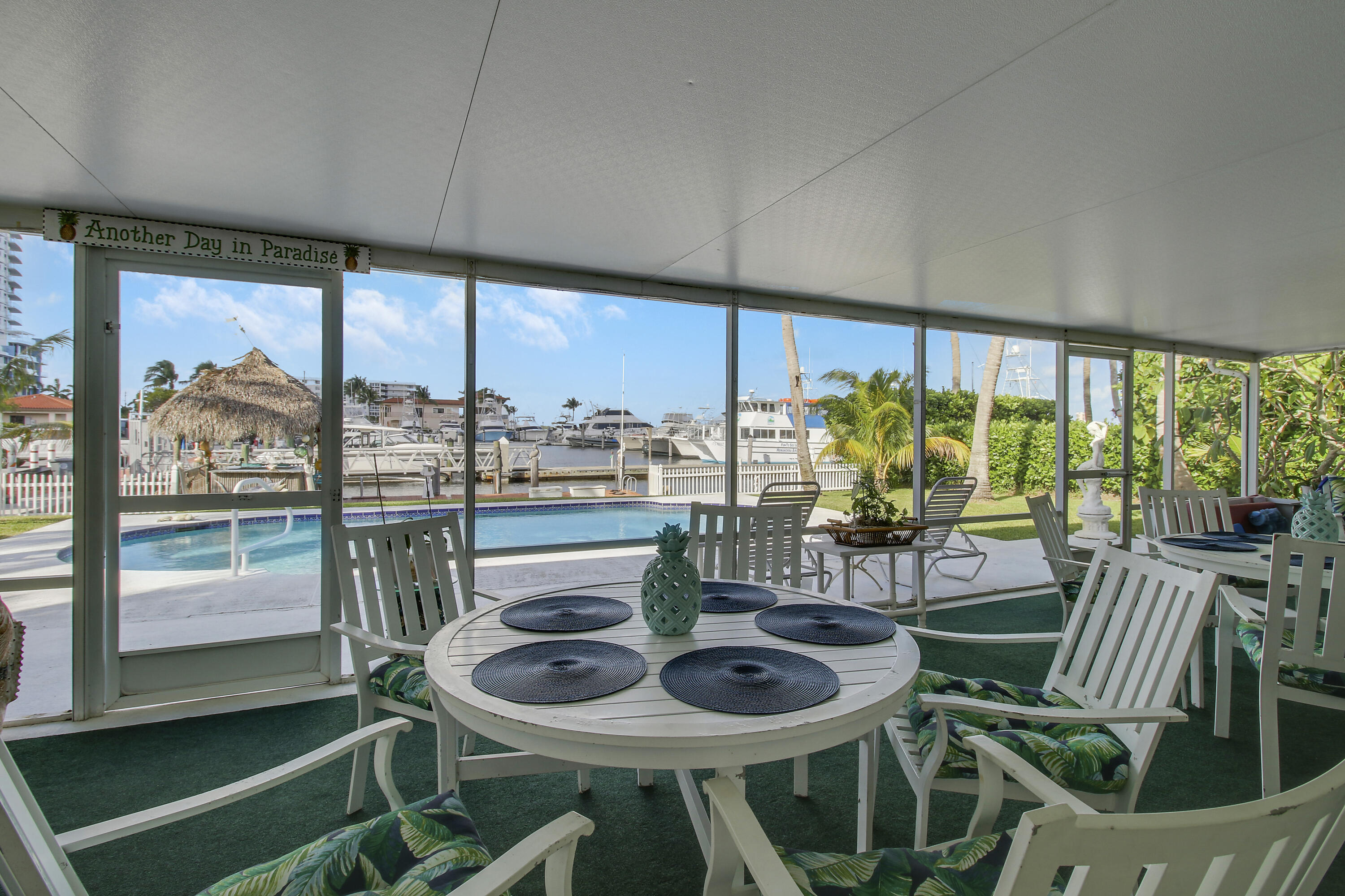 110 Shr Dr Riviera Beach, FL 33404