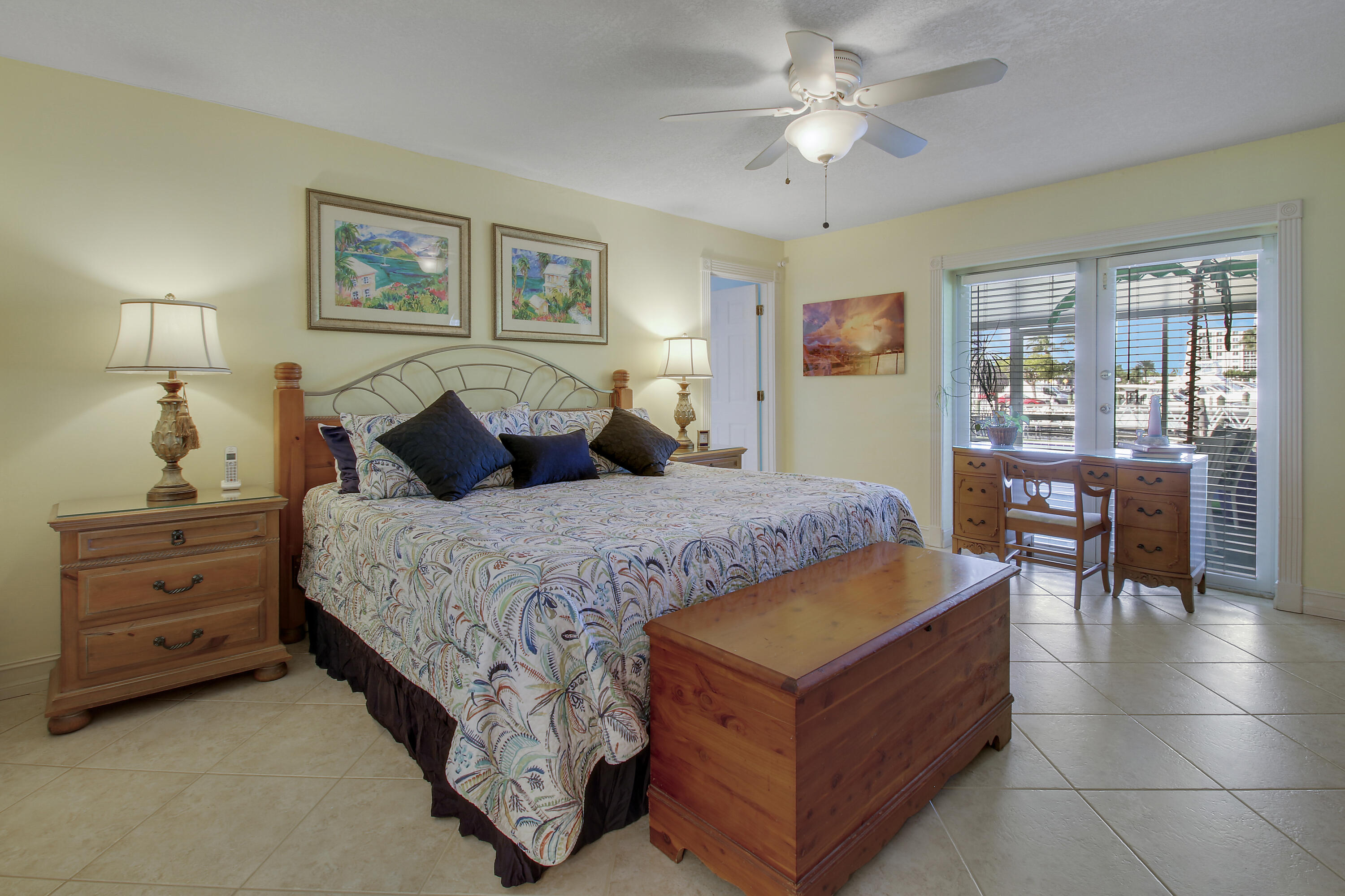 110 Shr Dr Riviera Beach, FL 33404