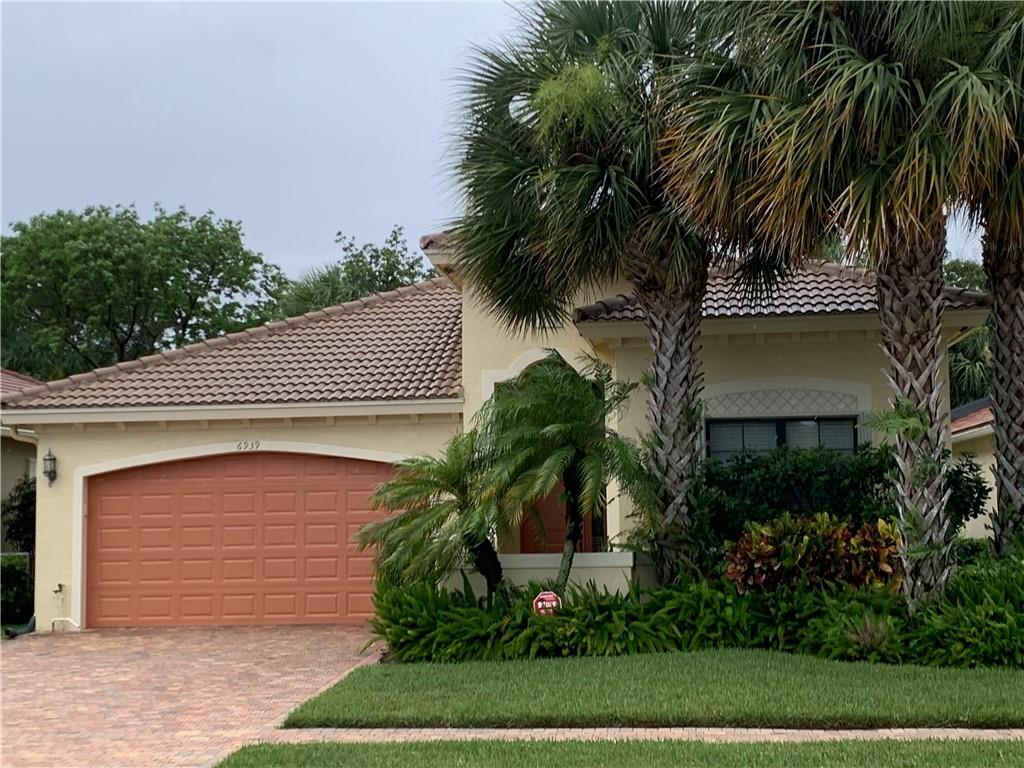 6939 Fabiano Cir