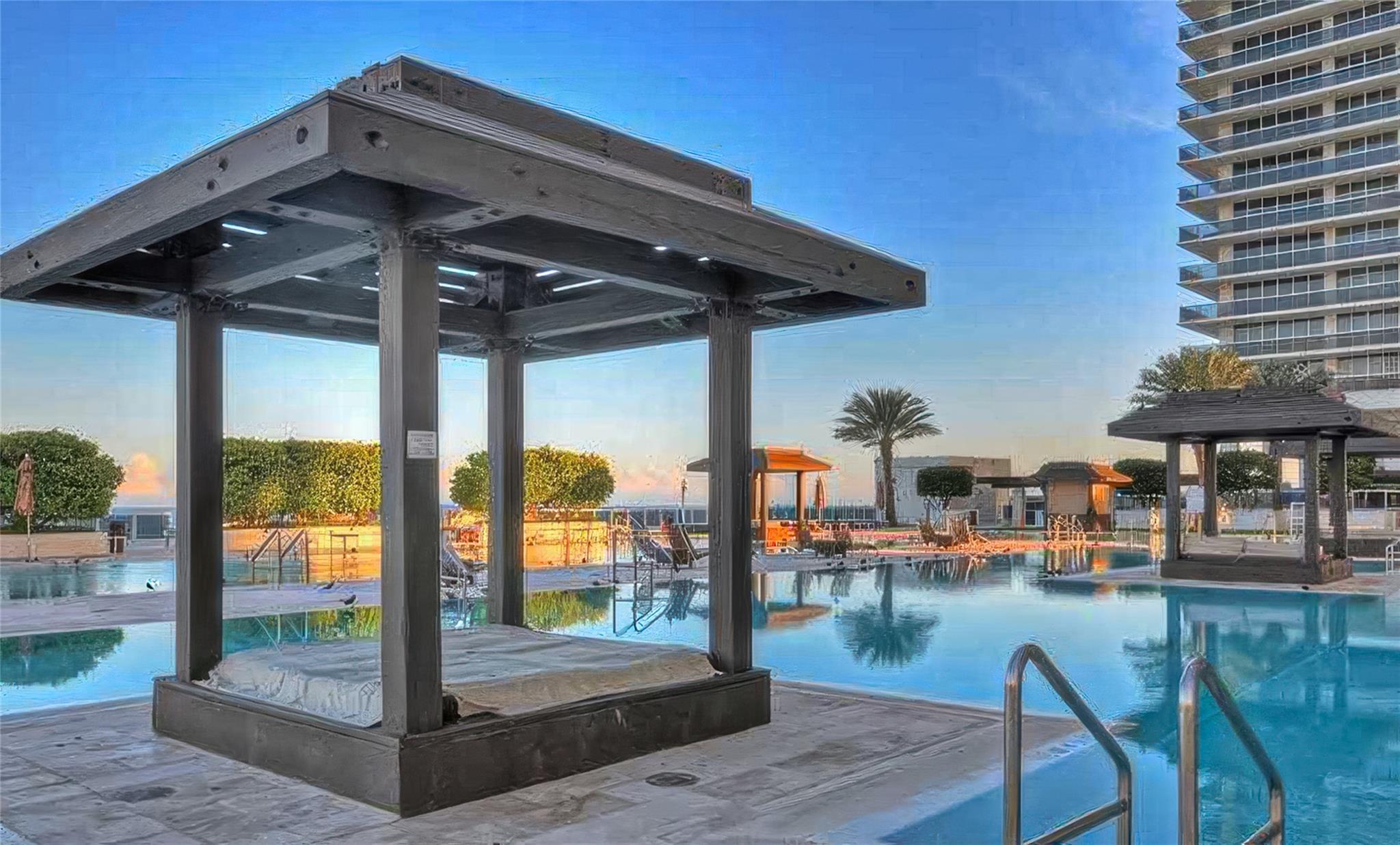 image Beach Club3
