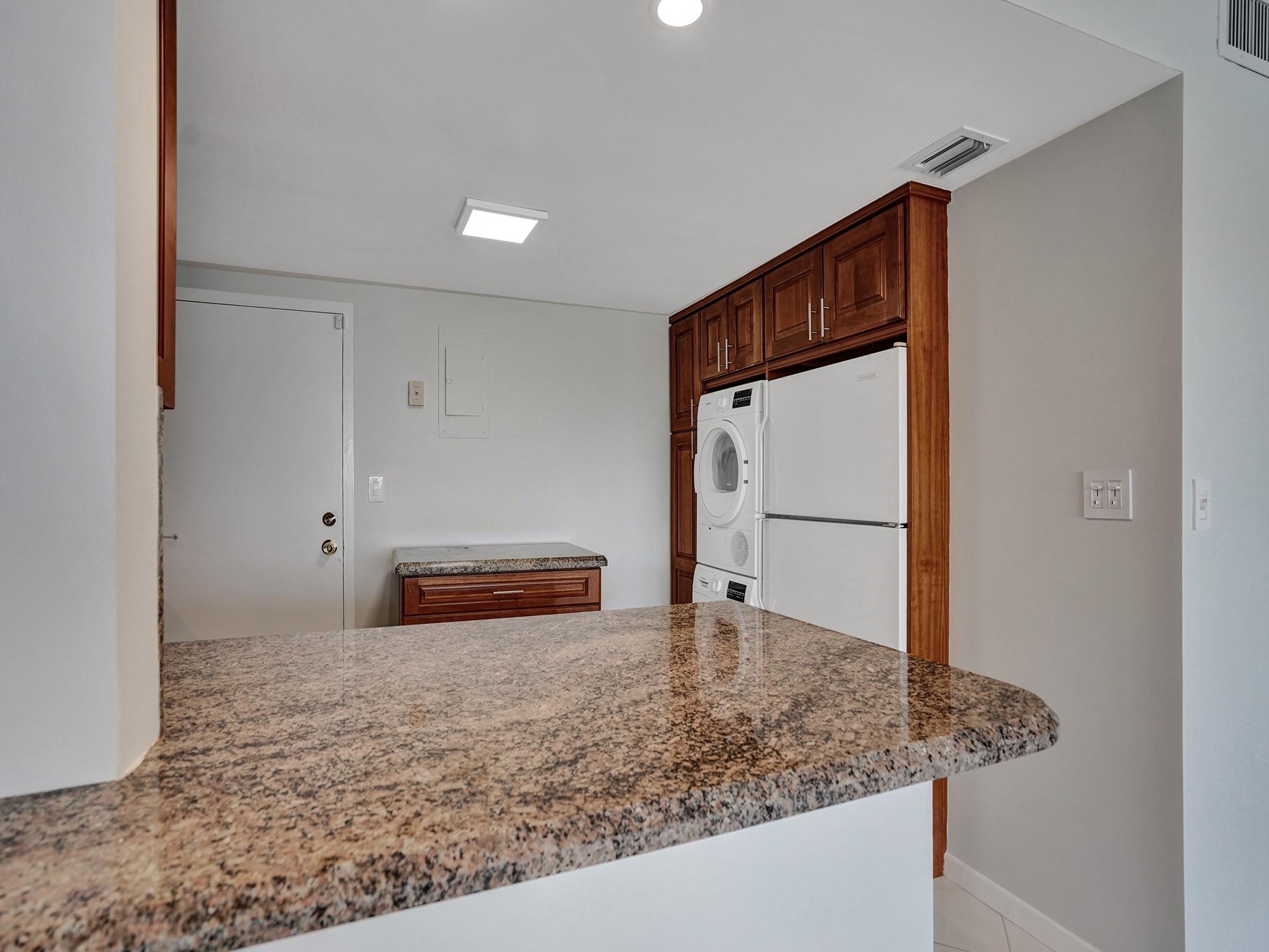 2100 S Ocean Dr #9L Fort Lauderdale, FL 33316