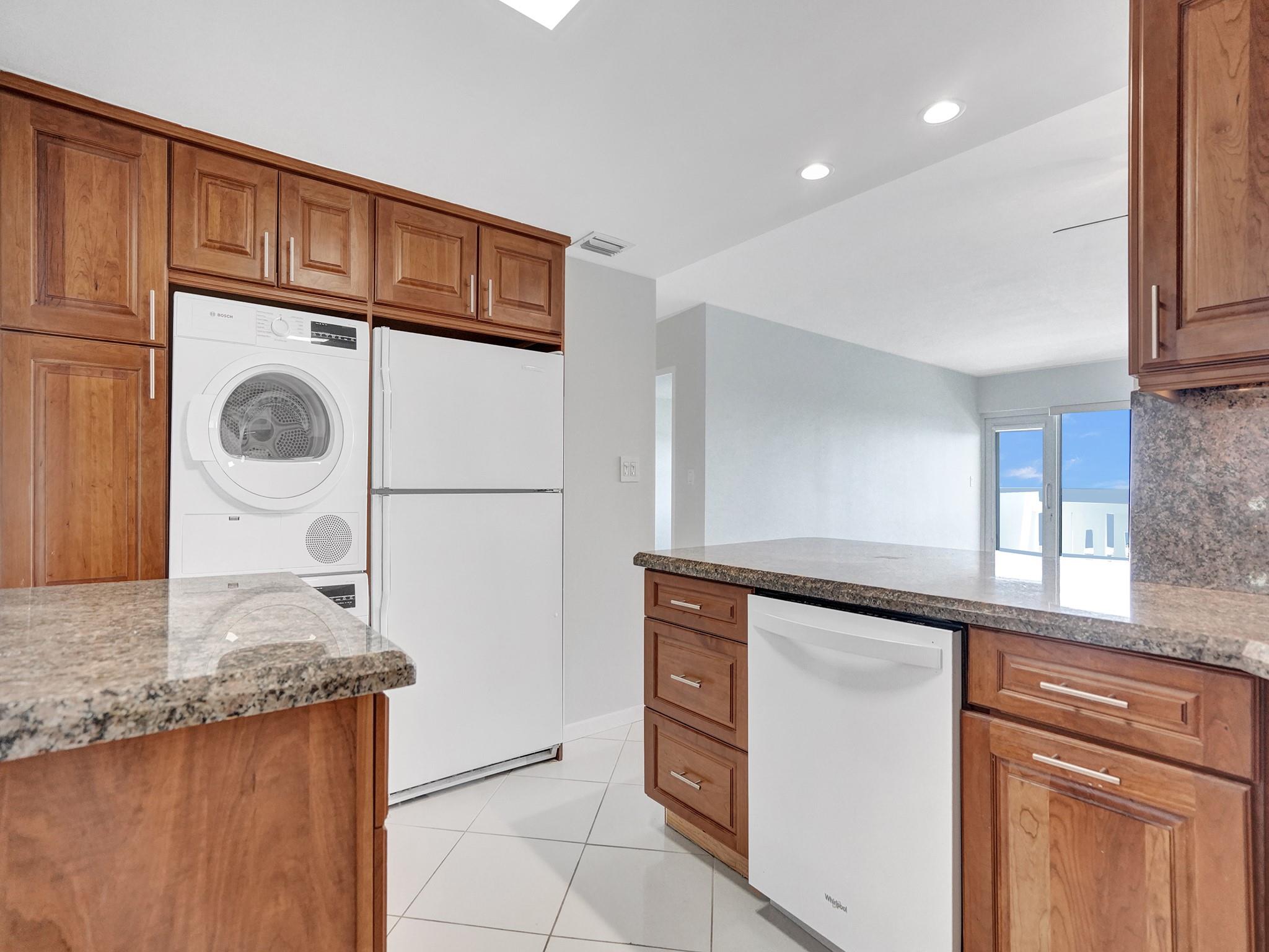 2100 S Ocean Dr #9L Fort Lauderdale, FL 33316