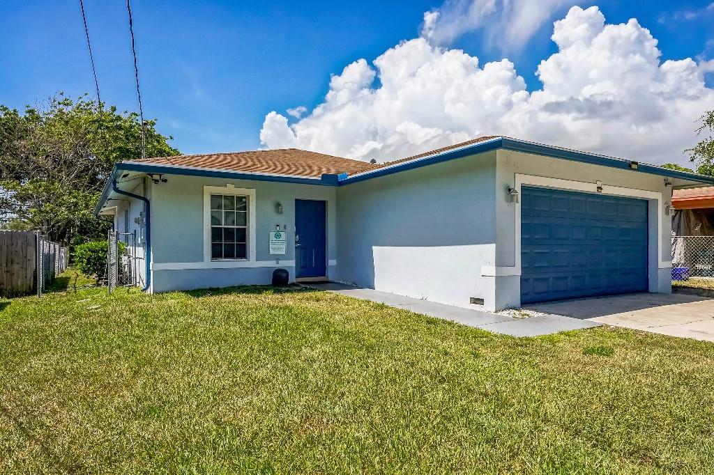 210 SW 3rd Ct