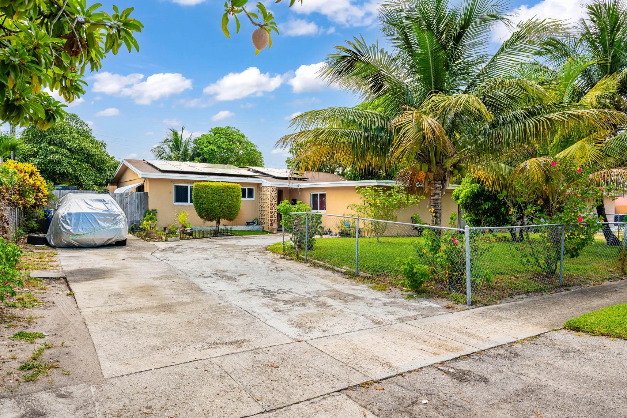 2651 NW 42nd Ave
