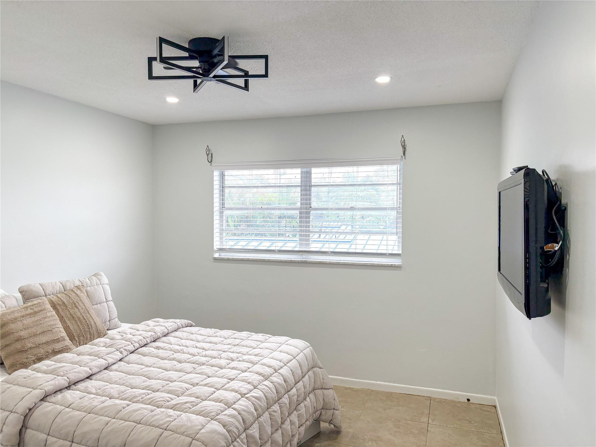 4541 N Ocean #8 Fort Lauderdale, FL 33308