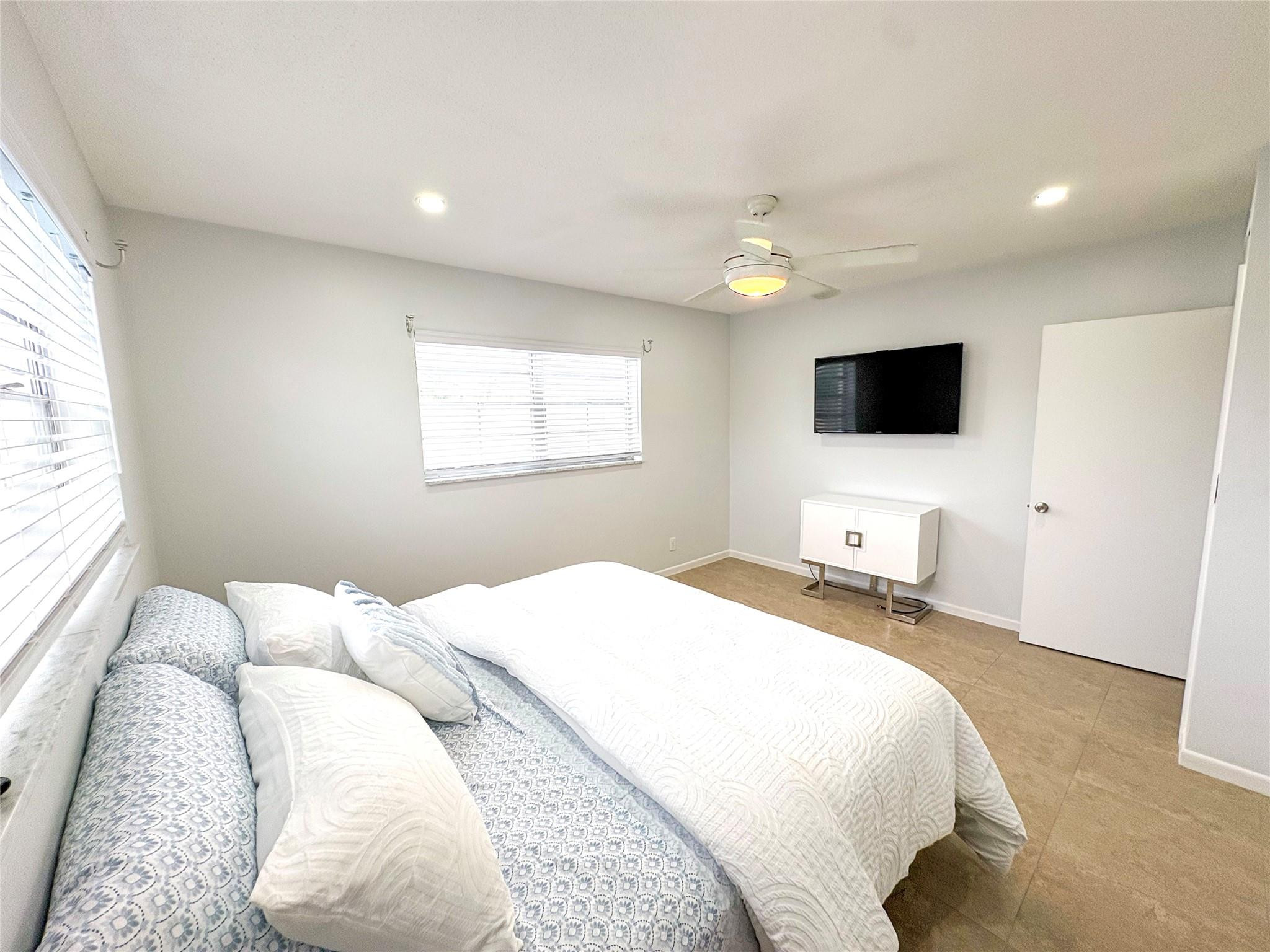 4541 N Ocean #8 Fort Lauderdale, FL 33308