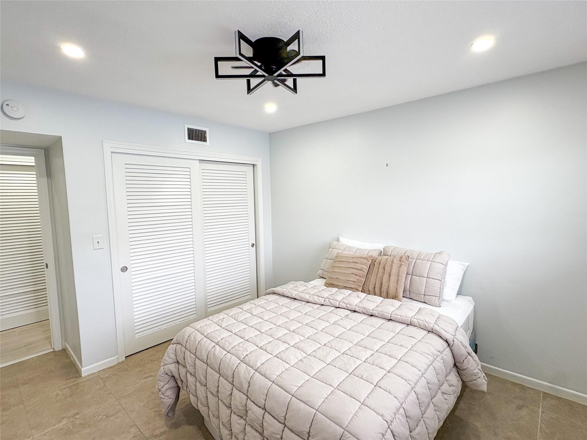 4541 N Ocean #8 Fort Lauderdale, FL 33308