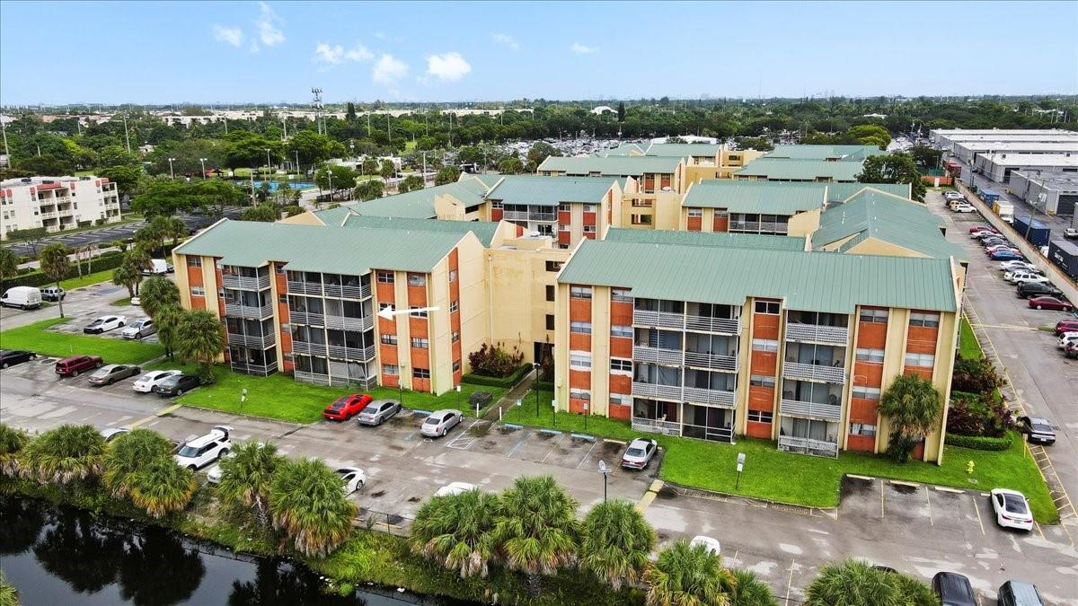 3700 NW 21st St #301