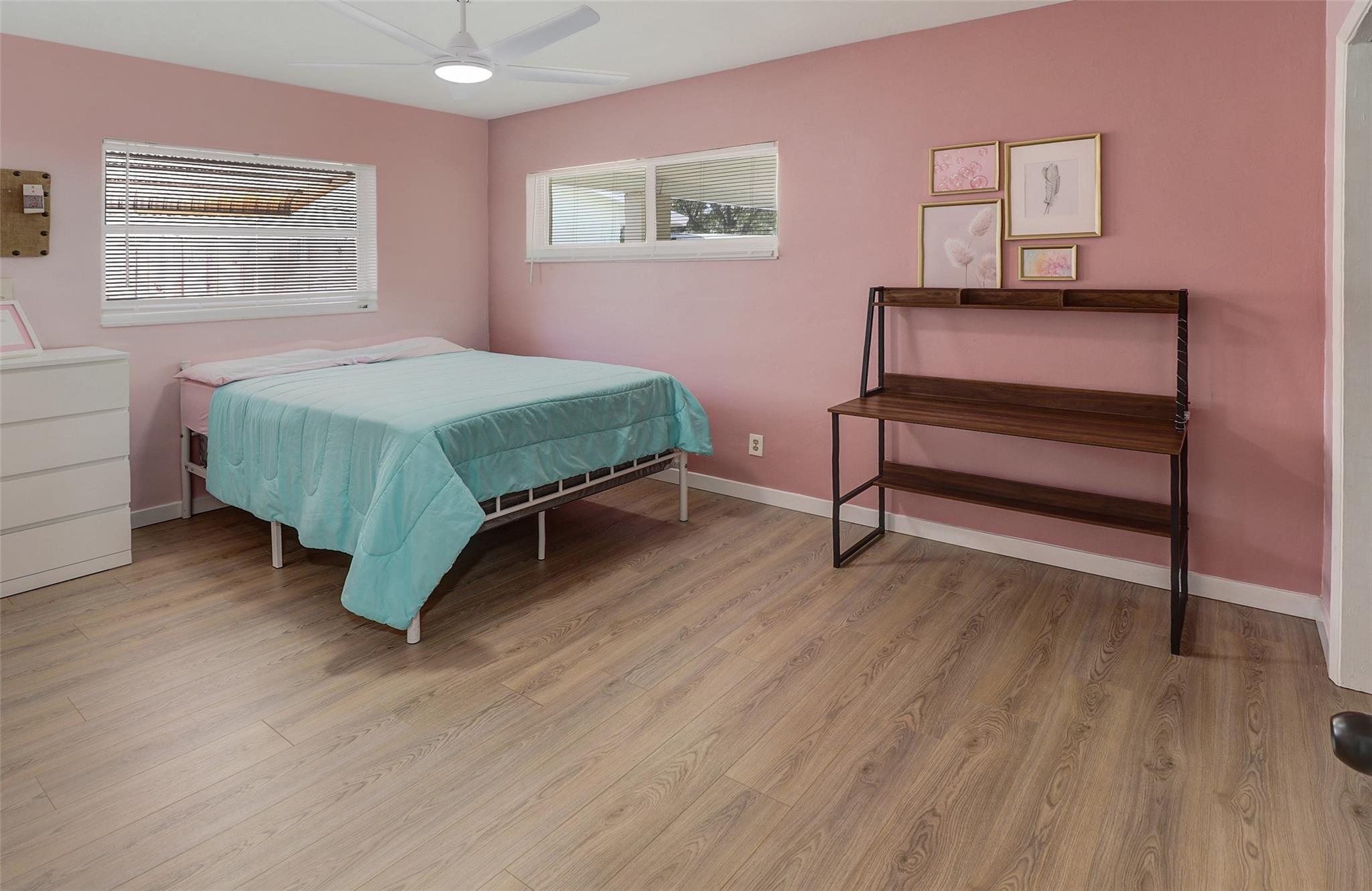 131 NE 55th St Oakland Park, FL 33334