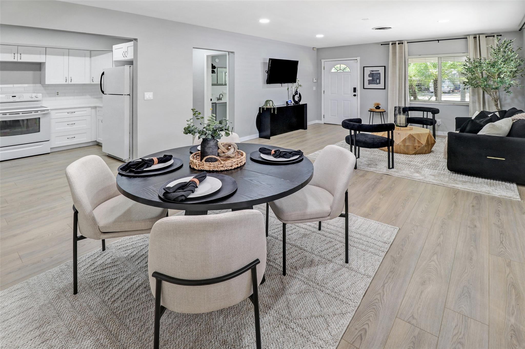 131 NE 55th St Oakland Park, FL 33334