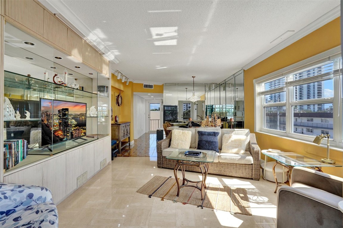 1481 S Ocean #412 Pompano Beach, FL 33062