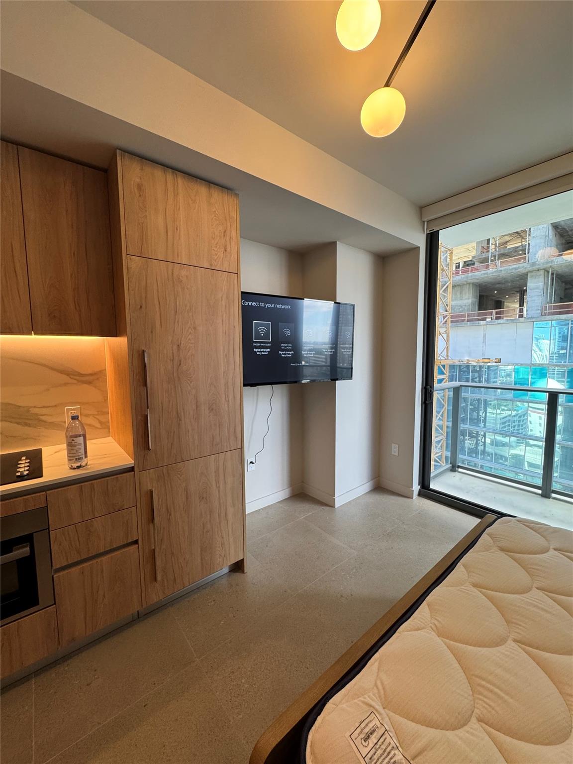 11 NE 6th St #2606 Miami, FL 33132