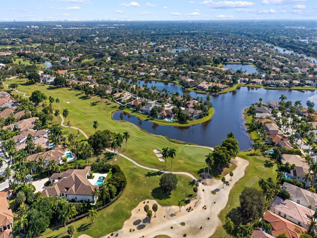 2583 Mayfair Ln Weston, FL 33327