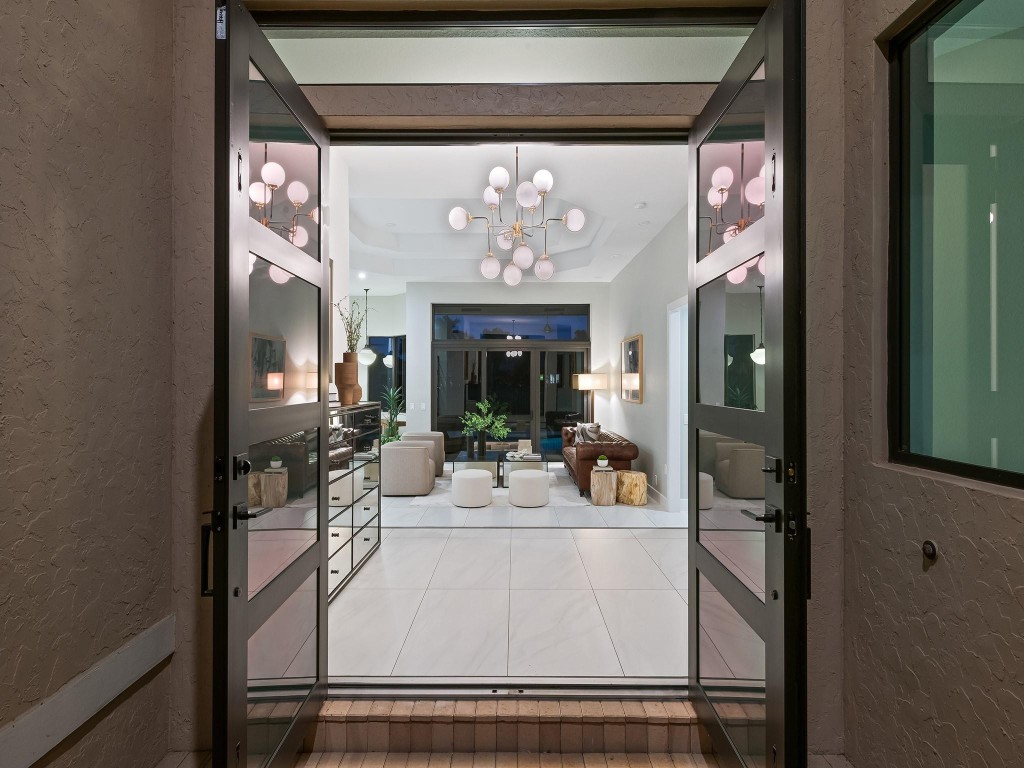 2583 Mayfair Ln Weston, FL 33327