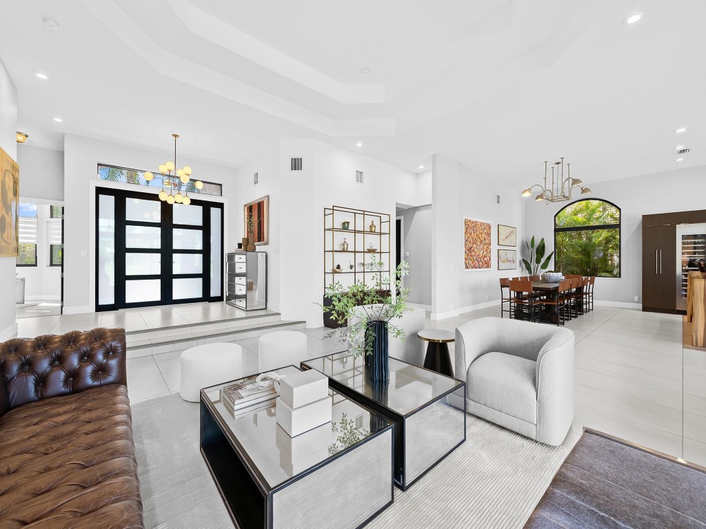 2583 Mayfair Ln Weston, FL 33327