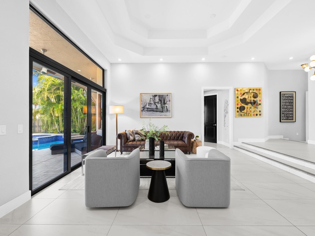 2583 Mayfair Ln Weston, FL 33327