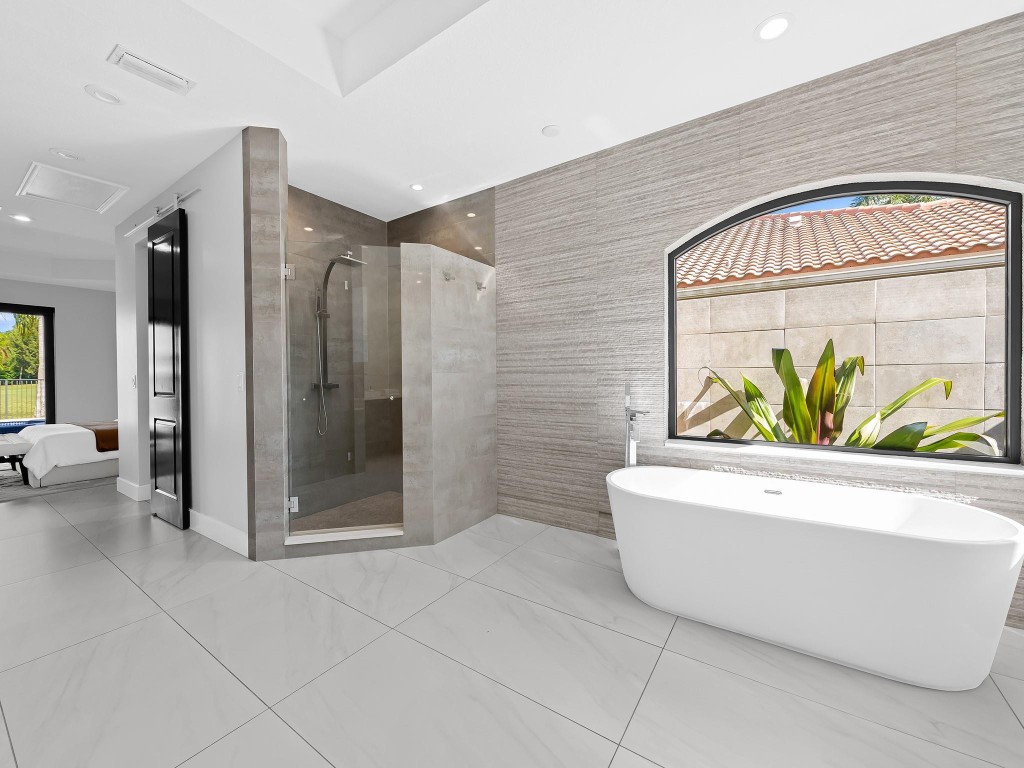 2583 Mayfair Ln Weston, FL 33327