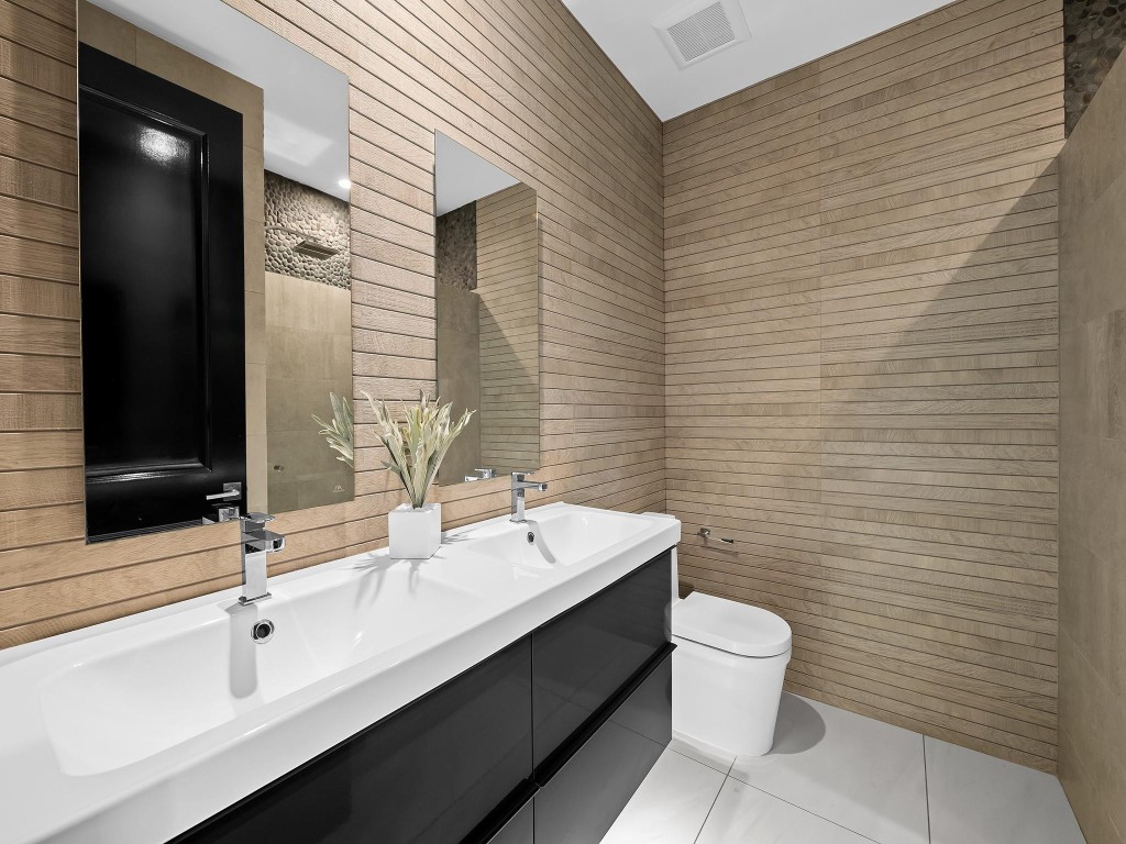 2583 Mayfair Ln Weston, FL 33327