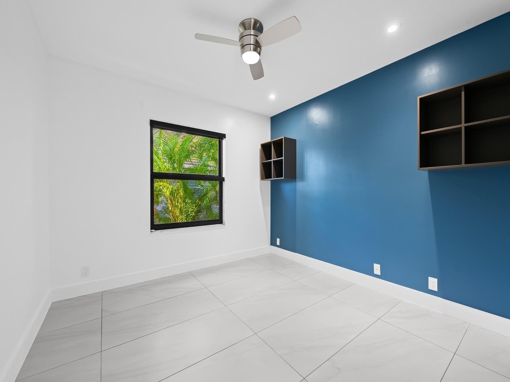 2583 Mayfair Ln Weston, FL 33327