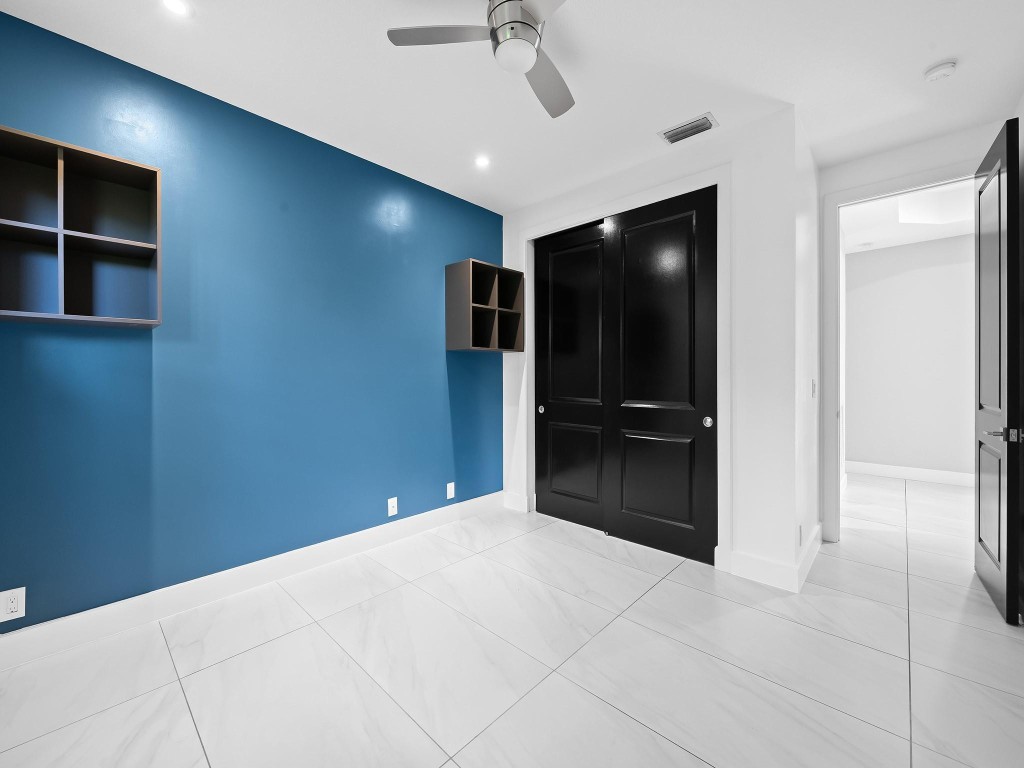 2583 Mayfair Ln Weston, FL 33327