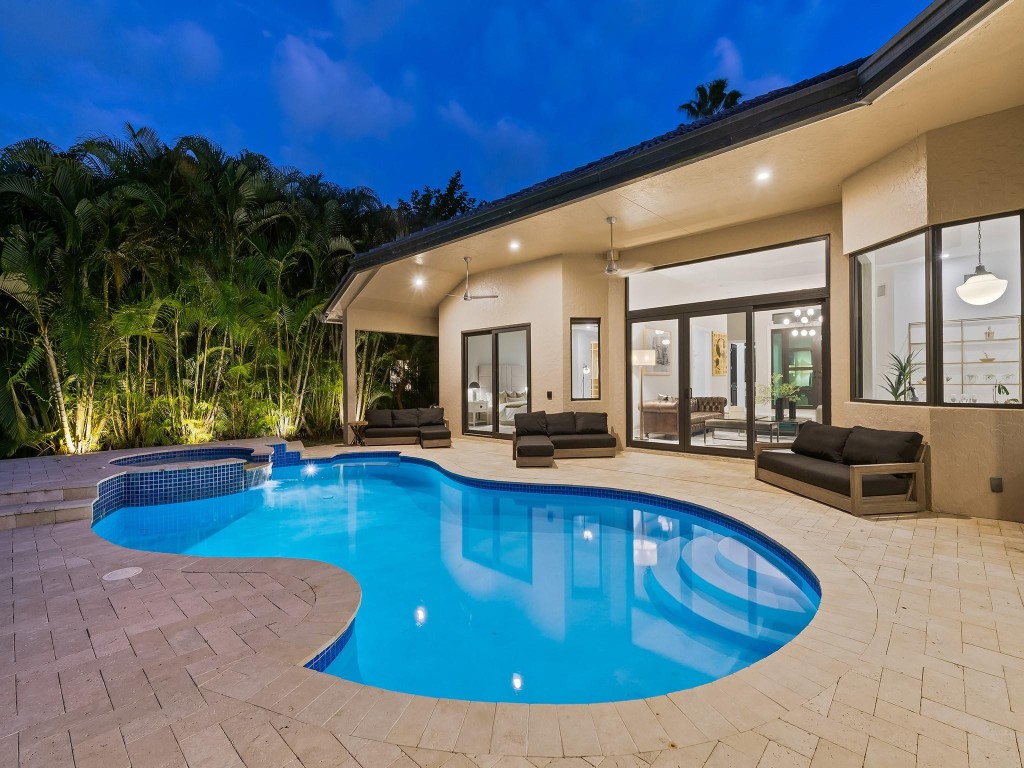 2583 Mayfair Ln Weston, FL 33327