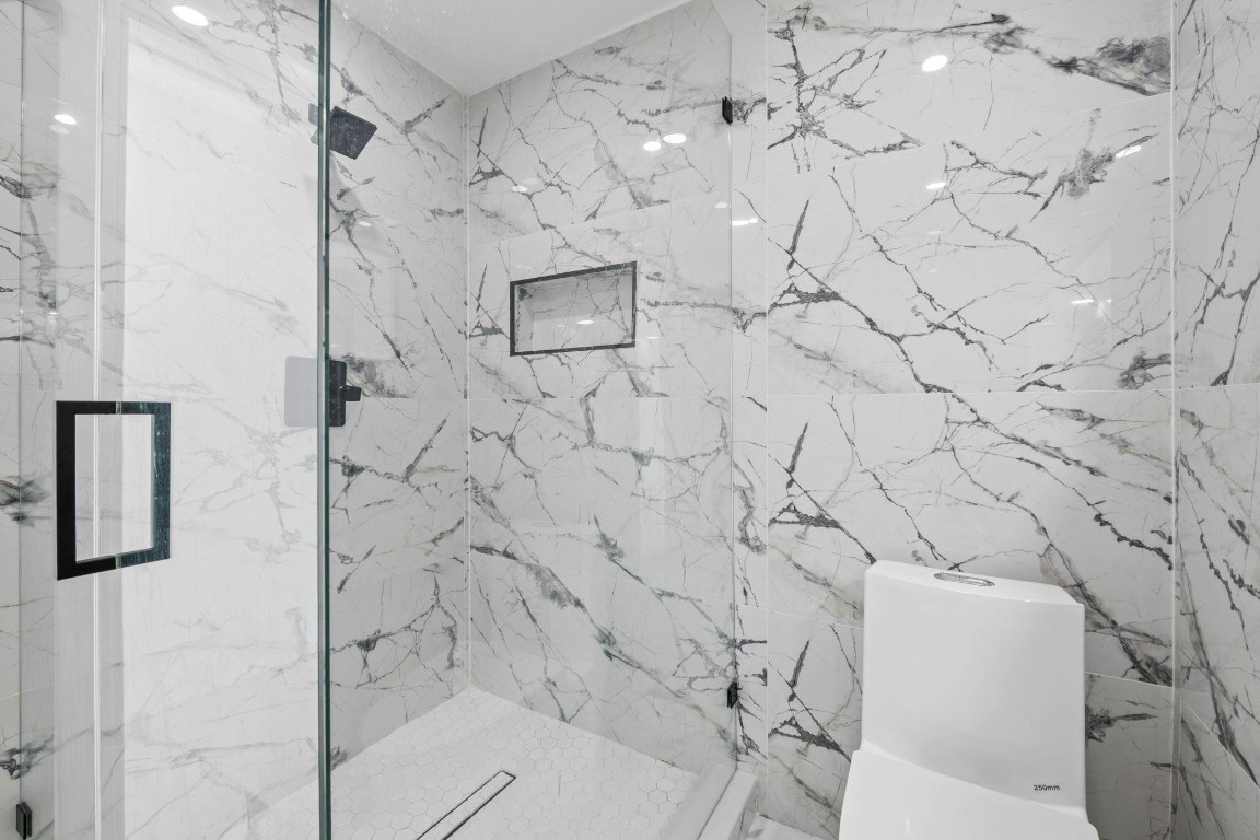 2185 Imperial Pt Fort Lauderdale, FL 33308