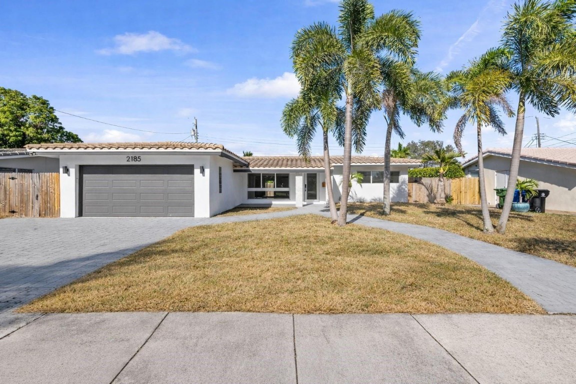 2185 Imperial Pt Fort Lauderdale, FL 33308