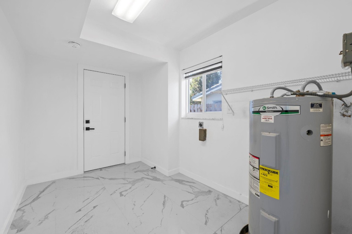 2185 Imperial Pt Fort Lauderdale, FL 33308