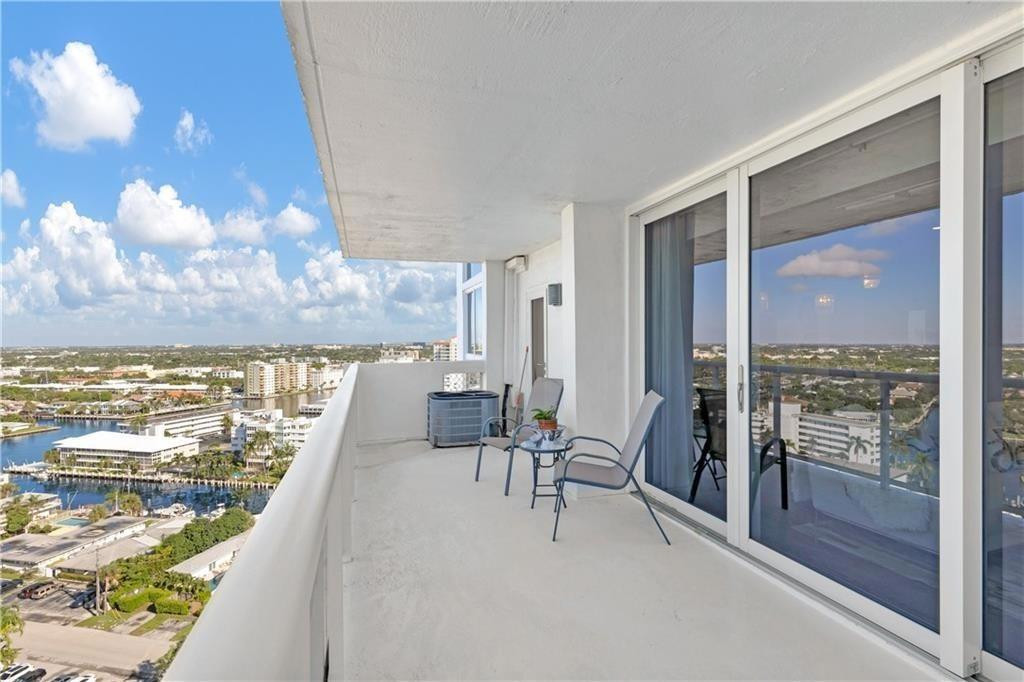 2715 N Ocean #18E Fort Lauderdale, FL 33308